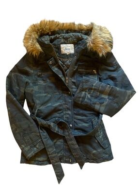 BASS Camo Jacket Women’s Large
